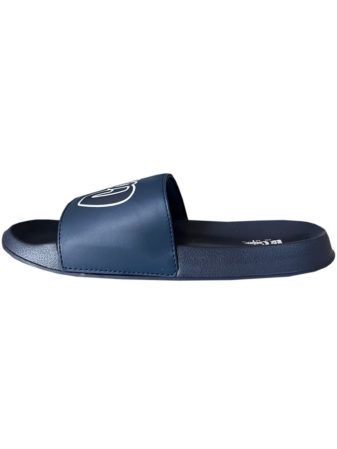 Lee Cooper vyriškos šlepetės, tamsiai mėlynos ir baltos LCW-24-42-2481MC 2 Lee Cooper vyriškos šlepetės, tamsiai mėlynos ir baltos LCW-24-42-2481MC 2