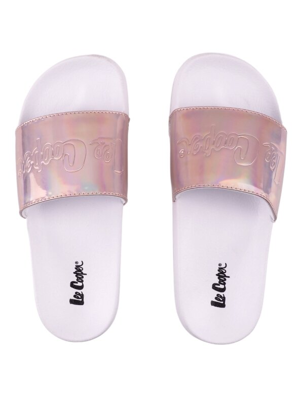 Lee Cooper baltos ir perlinės spalvos moteriškos šlepetės LCW-23-42-1738LA 1 Lee Cooper baltos ir perlinės spalvos moteriškos šlepetės LCW-23-42-1738LA 1