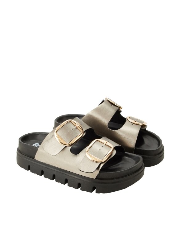 Lee Cooper moteriškos šlepetės, sidabrinės LCW-26-35-4461LA 1 Lee Cooper moteriškos šlepetės, sidabrinės LCW-26-35-4461LA 1