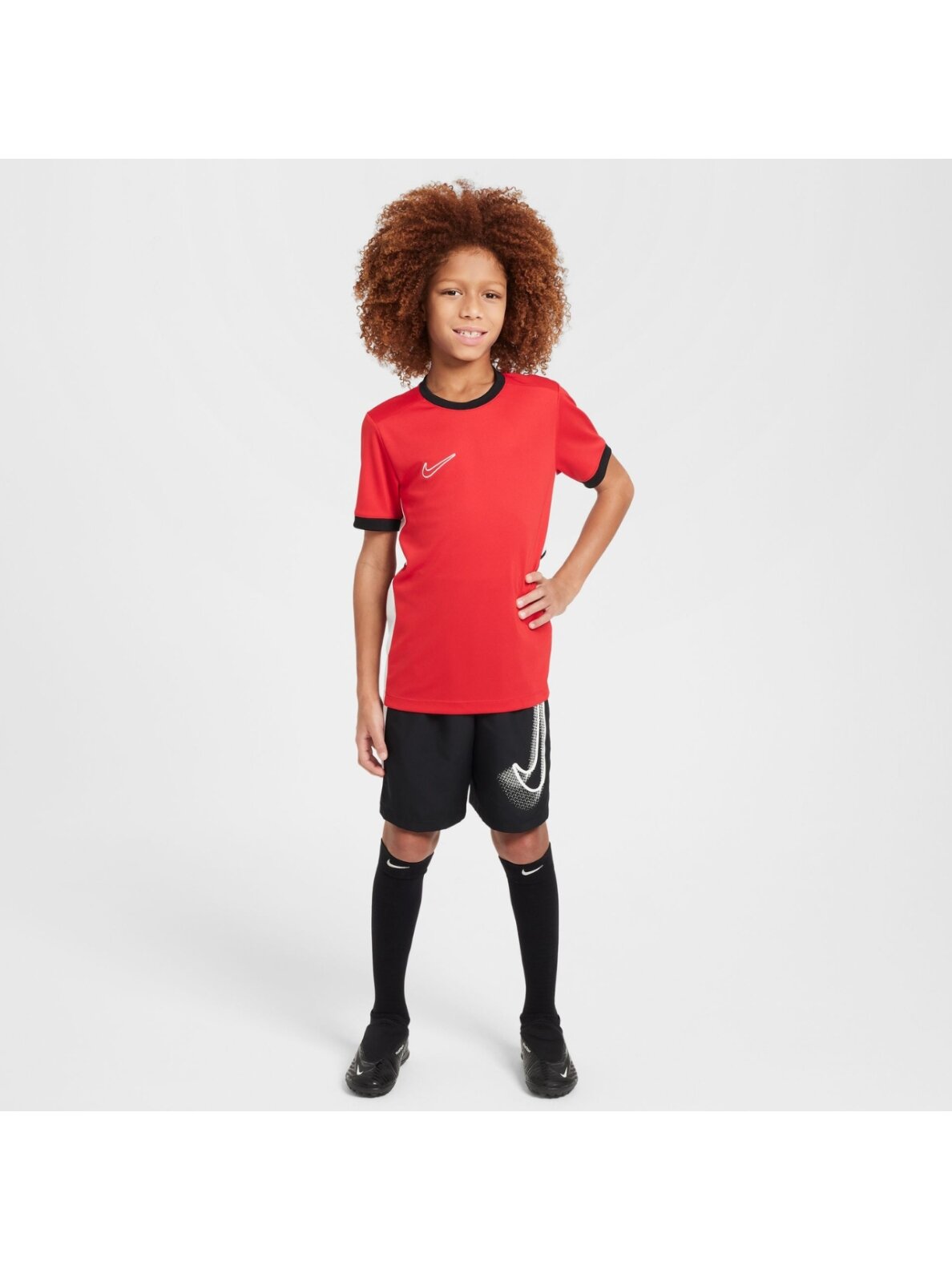 Nike Dri-Fit Academy 25 SS marškinėliai vaikams raudoni FZ9758 657 5 Nike Dri-Fit Academy 25 SS marškinėliai vaikams raudoni FZ9758 657 5