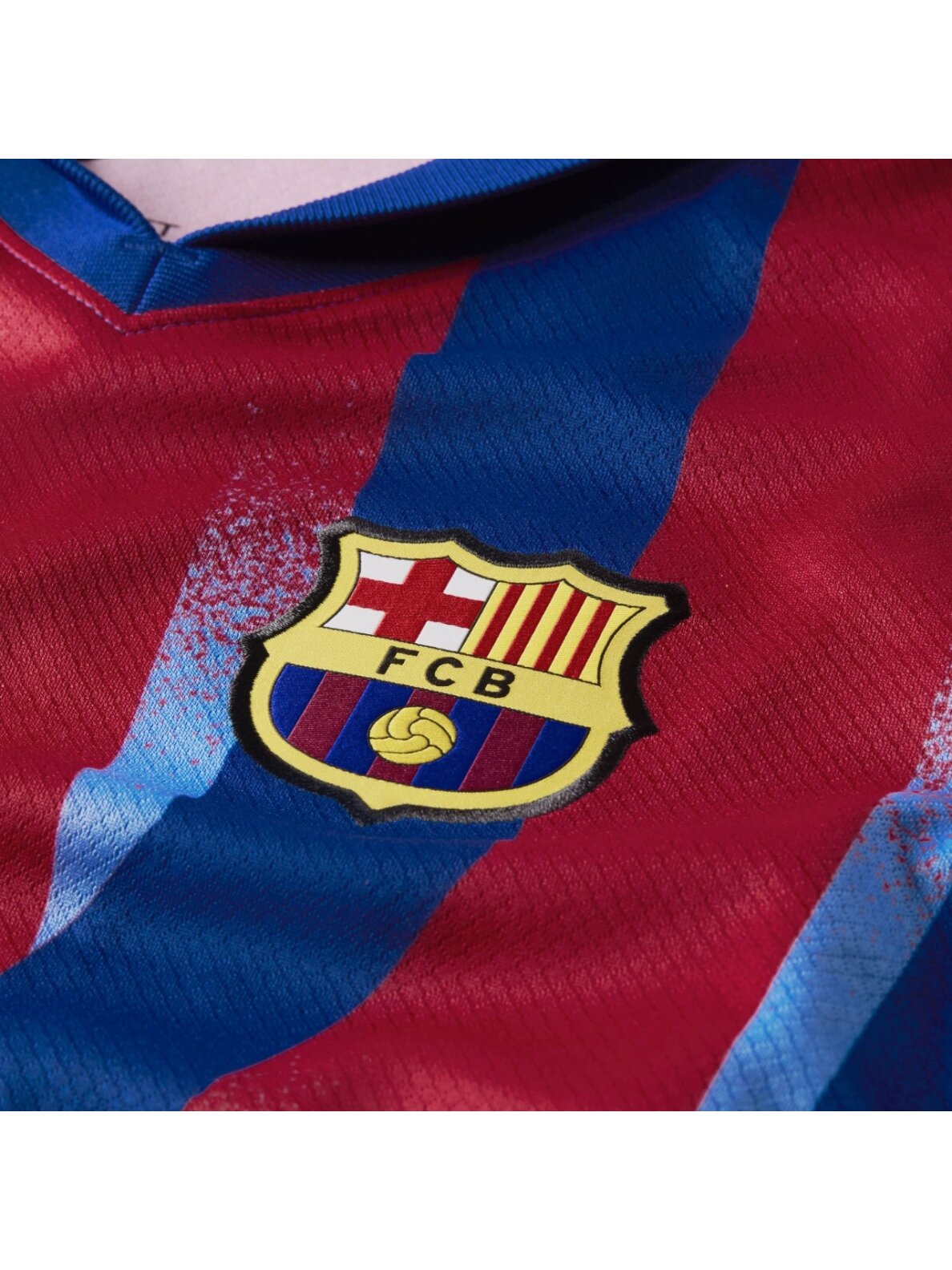 Nike FC Barcelona Stadium vaikiški marškinėliai 25/26 tamsiai mėlyni ir raudoni FZ1307 432 7 Nike FC Barcelona Stadium vaikiški marškinėliai 25/26 tamsiai mėlyni ir raudoni FZ1307 432 7