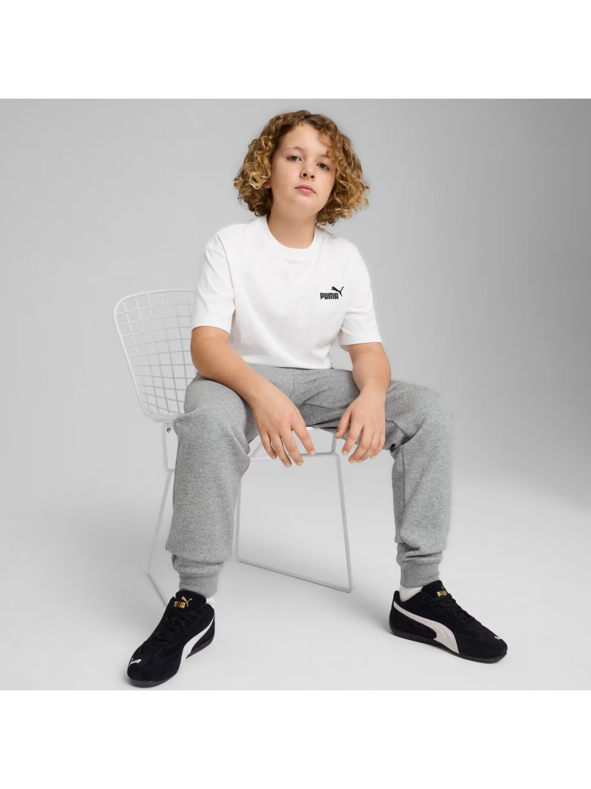 Puma ESS Small No.1 Logo Relaxed Tee vaikiški marškinėliai balti 684920 02 4 Puma ESS Small No.1 Logo Relaxed Tee vaikiški marškinėliai balti 684920 02 4