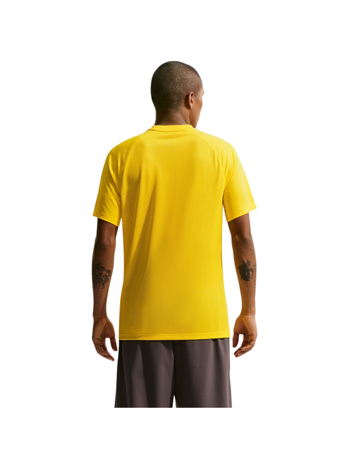 Nike Dri-Fit Park VIII vyrams geltona HV8173 719 1 Nike Dri-Fit Park VIII vyrams geltona HV8173 719 1