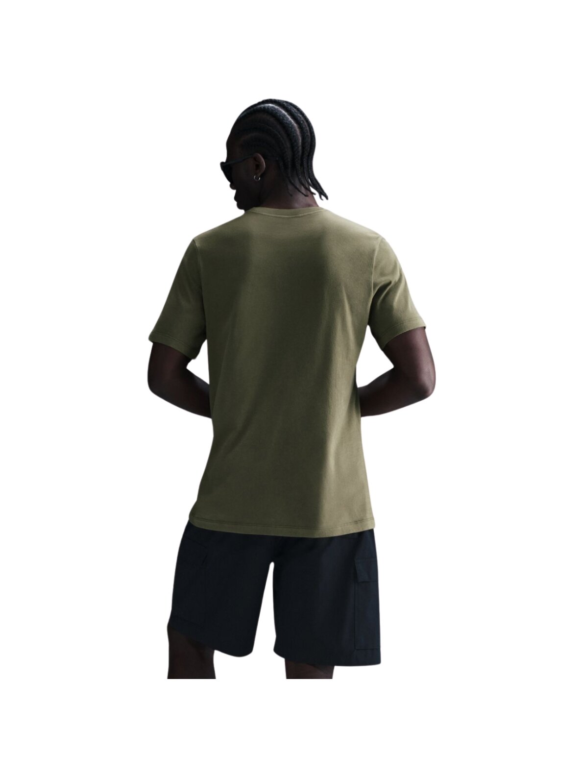 Nike Sportswear vyriški marškinėliai alyvuogių spalvos AR5004 222 1 Nike Sportswear vyriški marškinėliai alyvuogių spalvos AR5004 222 1