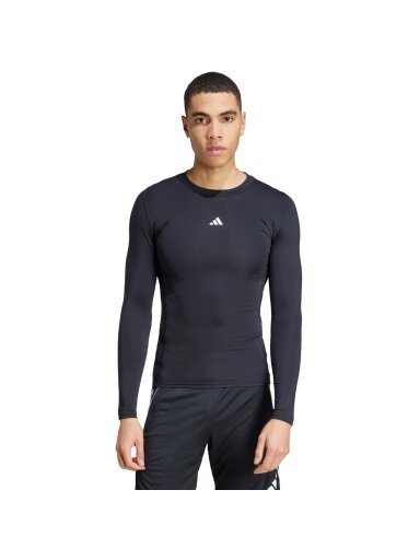 adidas Techfit Long Sleeve vyrams juoda JP2944