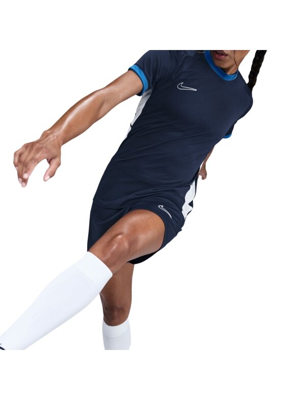 Nike moteriški marškinėliai Dri-Fit Academy 25 SS tamsiai mėlyni FZ9756 410 4 Nike moteriški marškinėliai Dri-Fit Academy 25 SS tamsiai mėlyni FZ9756 410 4