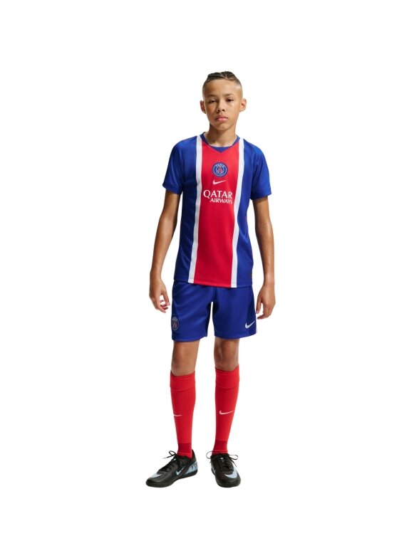 Nike Paris Saint-Germain 2026/27 Stadium Home vaikiški marškinėliai, mėlyni-raudoni, II1644 417 7 Nike Paris Saint-Germain 2026/27 Stadium Home vaikiški marškinėliai, mėlyni-raudoni, II1644 417 7