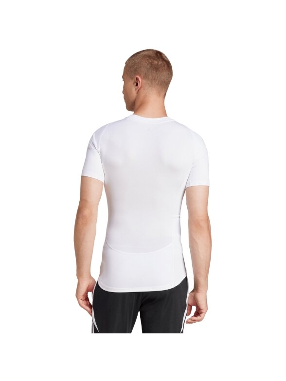 Vyriški adidas Techfit marškinėliai trumpomis rankovėmis balti JP4675 2