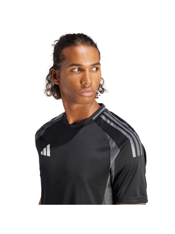Vyrų Adidas Tiro 24 Competition Match Jersey juodas IQ4757 5 Vyrų Adidas Tiro 24 Competition Match Jersey juodas IQ4757 5
