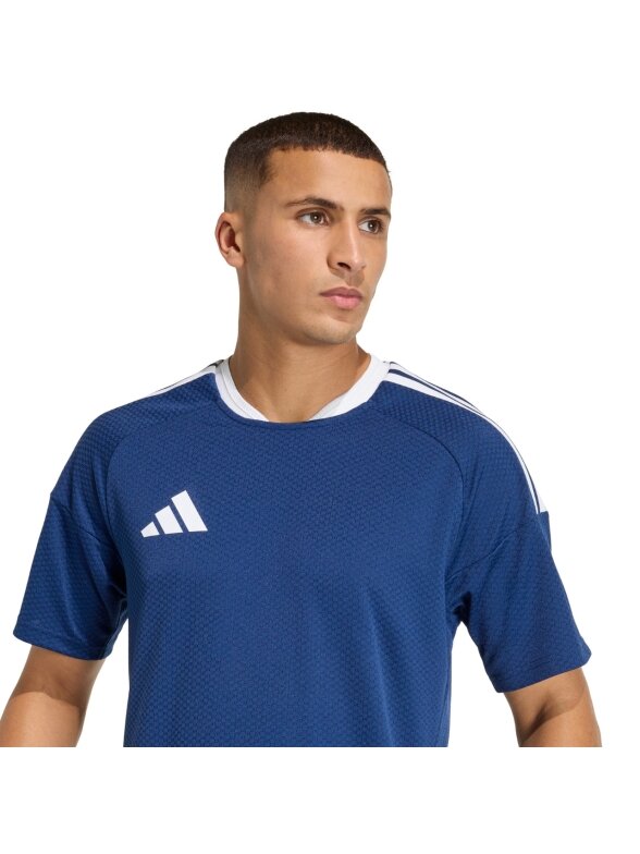 Vyrų Adidas Tiro 26 Competition Match Jersey tamsiai mėlynos ir baltos spalvos KA6168 4 Vyrų Adidas Tiro 26 Competition Match Jersey tamsiai mėlynos ir baltos spalvos KA6168 4
