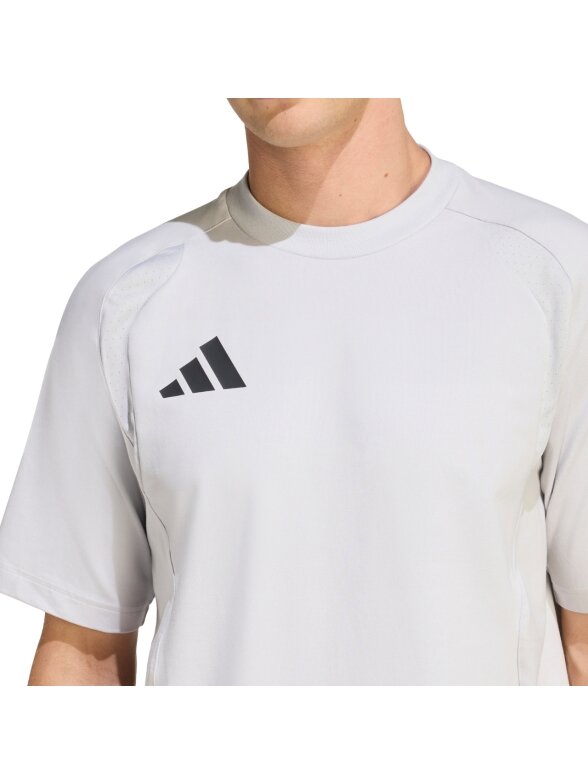 adidas Tiro 26 Travel Tee marškinėliai vyrams šviesiai pilki KD1120 3