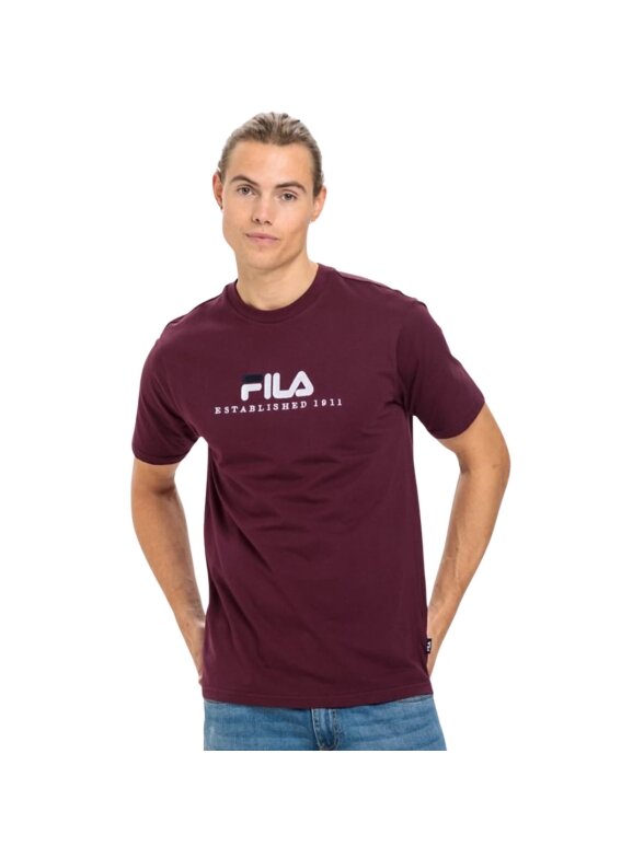 Fila Bedburg vyriški bordo džemperiai FAU0147 40107 Fila Bedburg vyriški bordo džemperiai FAU0147 40107