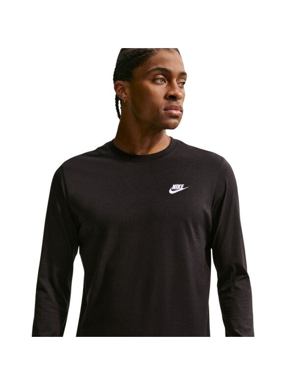Nike vyriški marškinėliai Club Tee LS, juodi AR5193 010 4 Nike vyriški marškinėliai Club Tee LS, juodi AR5193 010 4