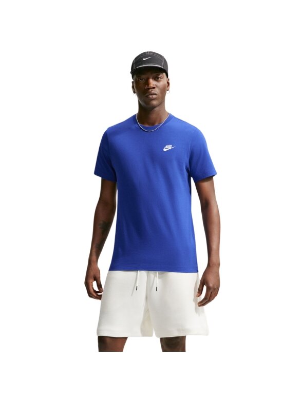Vyriški marškinėliai Nike Club Tee mėlyni AR4997 417 Vyriški marškinėliai Nike Club Tee mėlyni AR4997 417