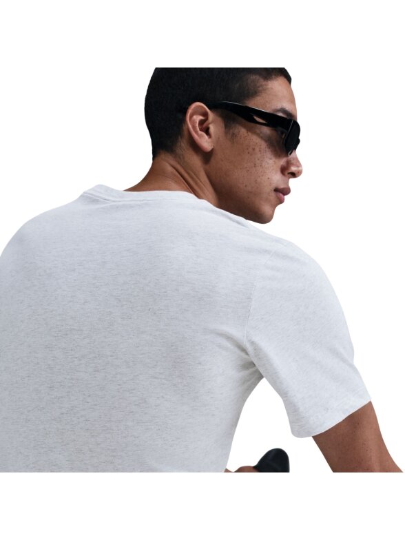 Vyriški Nike Club Tee, pilki AR4997 051 3 Vyriški Nike Club Tee, pilki AR4997 051 3
