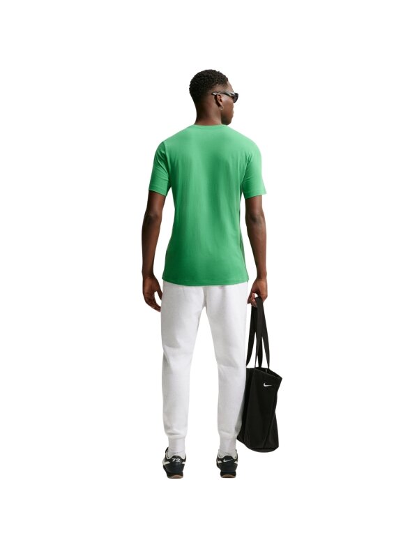 Vyriški marškinėliai Nike Club Tee žalia AR4997 306 6