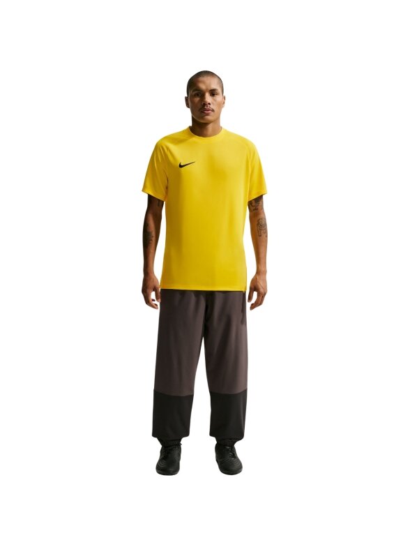 Nike Dri-Fit Park VIII vyrams geltona HV8173 719 5 Nike Dri-Fit Park VIII vyrams geltona HV8173 719 5