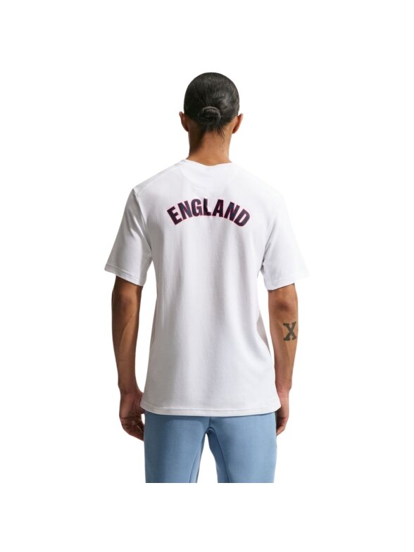 Nike vyrams marškinėliai England Dri-FIT Primary balta IB6228 100 1 Nike vyrams marškinėliai England Dri-FIT Primary balta IB6228 100 1