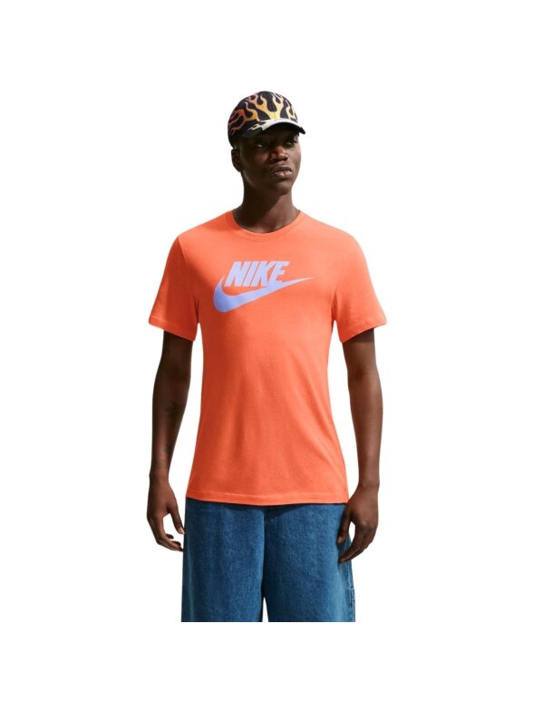 Nike vyriški marškinėliai Nsw Tee Icon Futura, oranžiniai AR5004 835 Nike vyriški marškinėliai Nsw Tee Icon Futura, oranžiniai AR5004 835