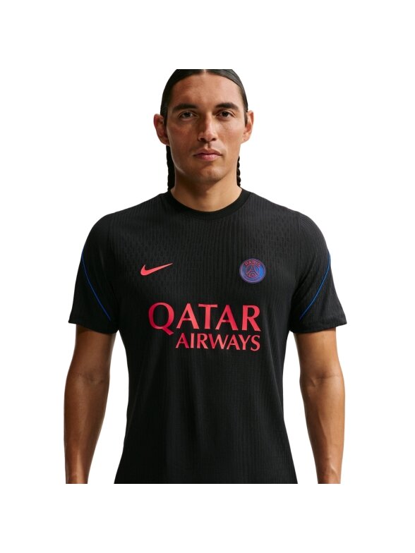 Nike PSG vyriški marškinėliai juodi II1855 011 2 Nike PSG vyriški marškinėliai juodi II1855 011 2