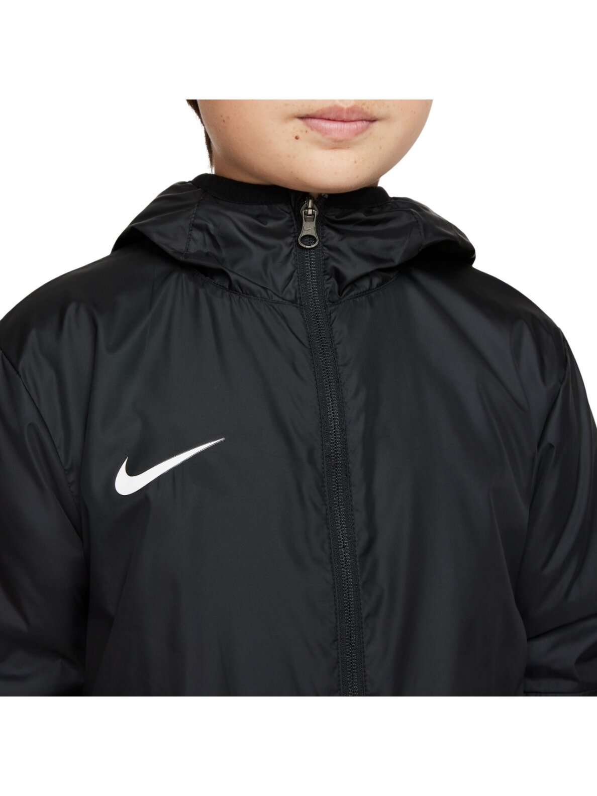 Nike Therma Repel Park vaikiška striukė juoda CW6159 010 4 Nike Therma Repel Park vaikiška striukė juoda CW6159 010 4