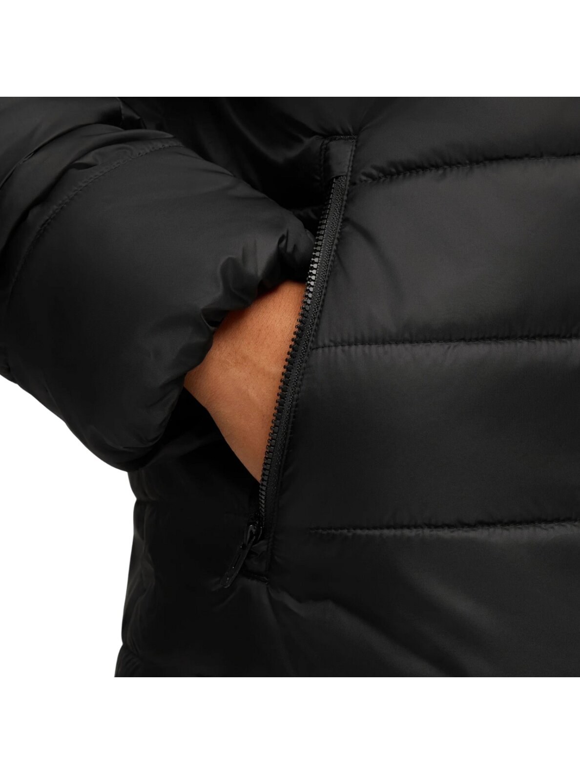 Puma ESS Hooded Padded vyriška striukė juoda 685211 01 5 Puma ESS Hooded Padded vyriška striukė juoda 685211 01 5