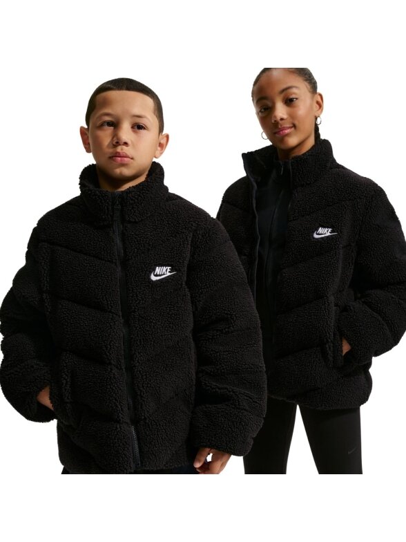 Nike striukė vaikams Sportswear juoda IM4506 010