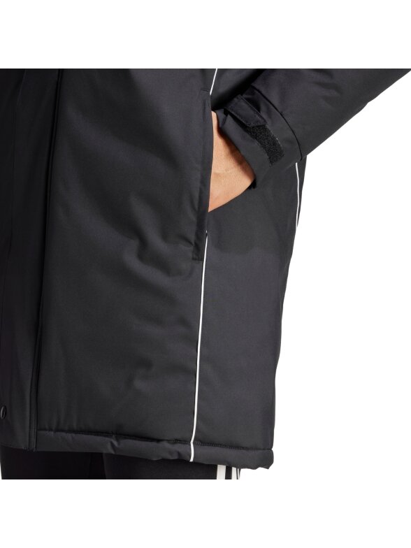 Vyriška Adidas Tiro 24 Stadium Parka striukė, juoda ir balta IJ7391 6 Vyriška Adidas Tiro 24 Stadium Parka striukė, juoda ir balta IJ7391 6