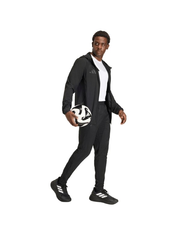 Adidas Tiro 26 Travel Windbreaker vyrams striukė juoda JM5539 5 Adidas Tiro 26 Travel Windbreaker vyrams striukė juoda JM5539 5