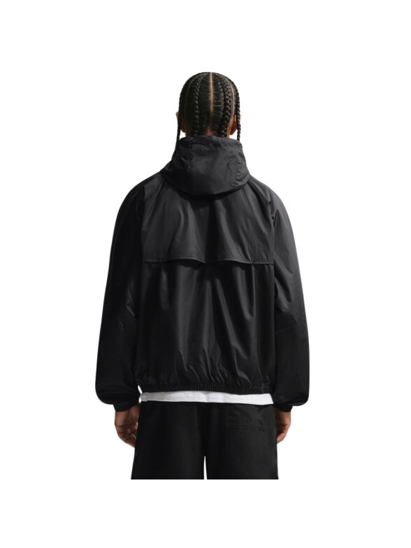 Nike Windrunner vyriška striukė juoda HV8369 010 1 Nike Windrunner vyriška striukė juoda HV8369 010 1