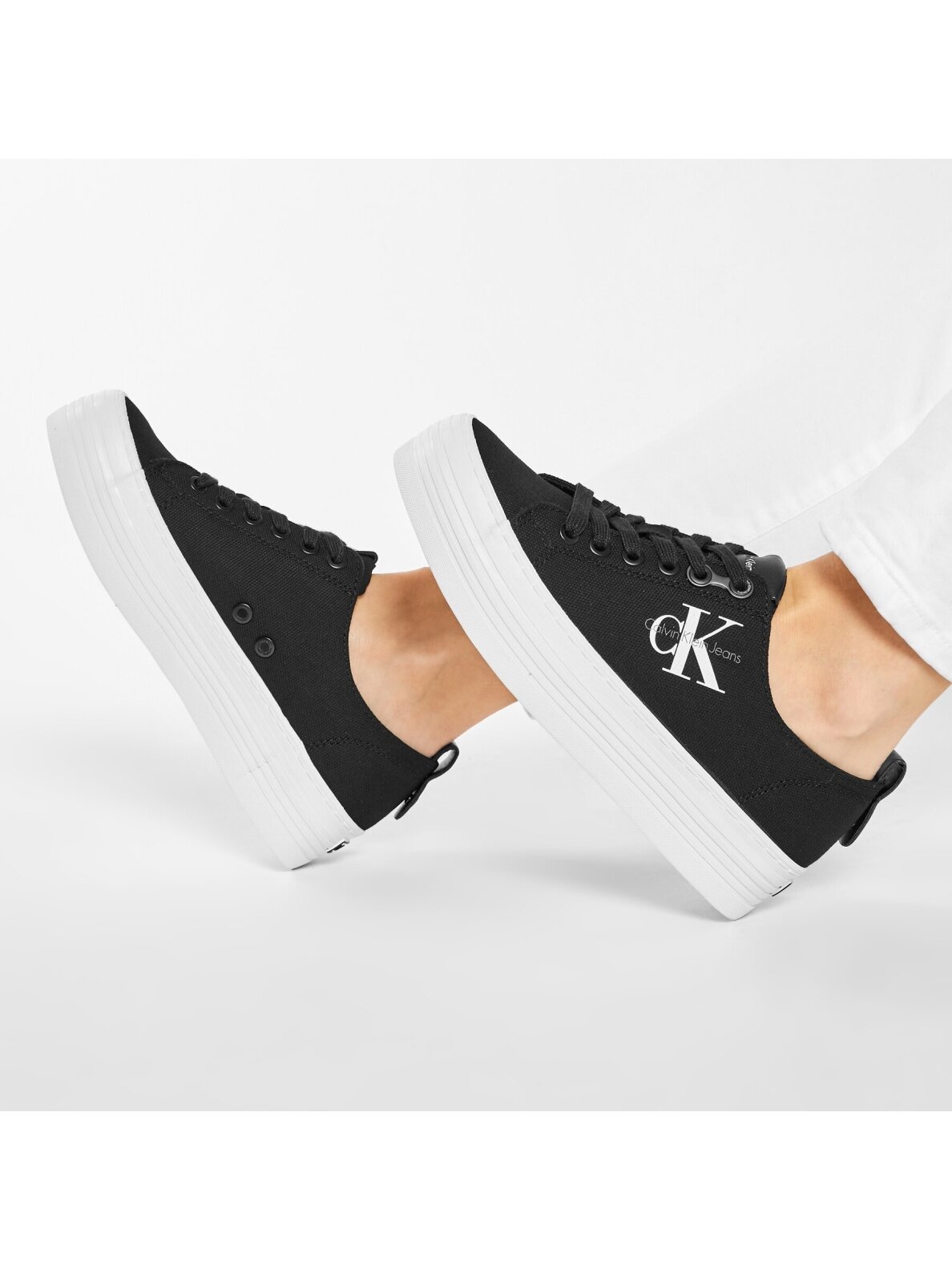 Laisvalaikio batai moterims Calvin Klein 3 Laisvalaikio batai moterims Calvin Klein 3