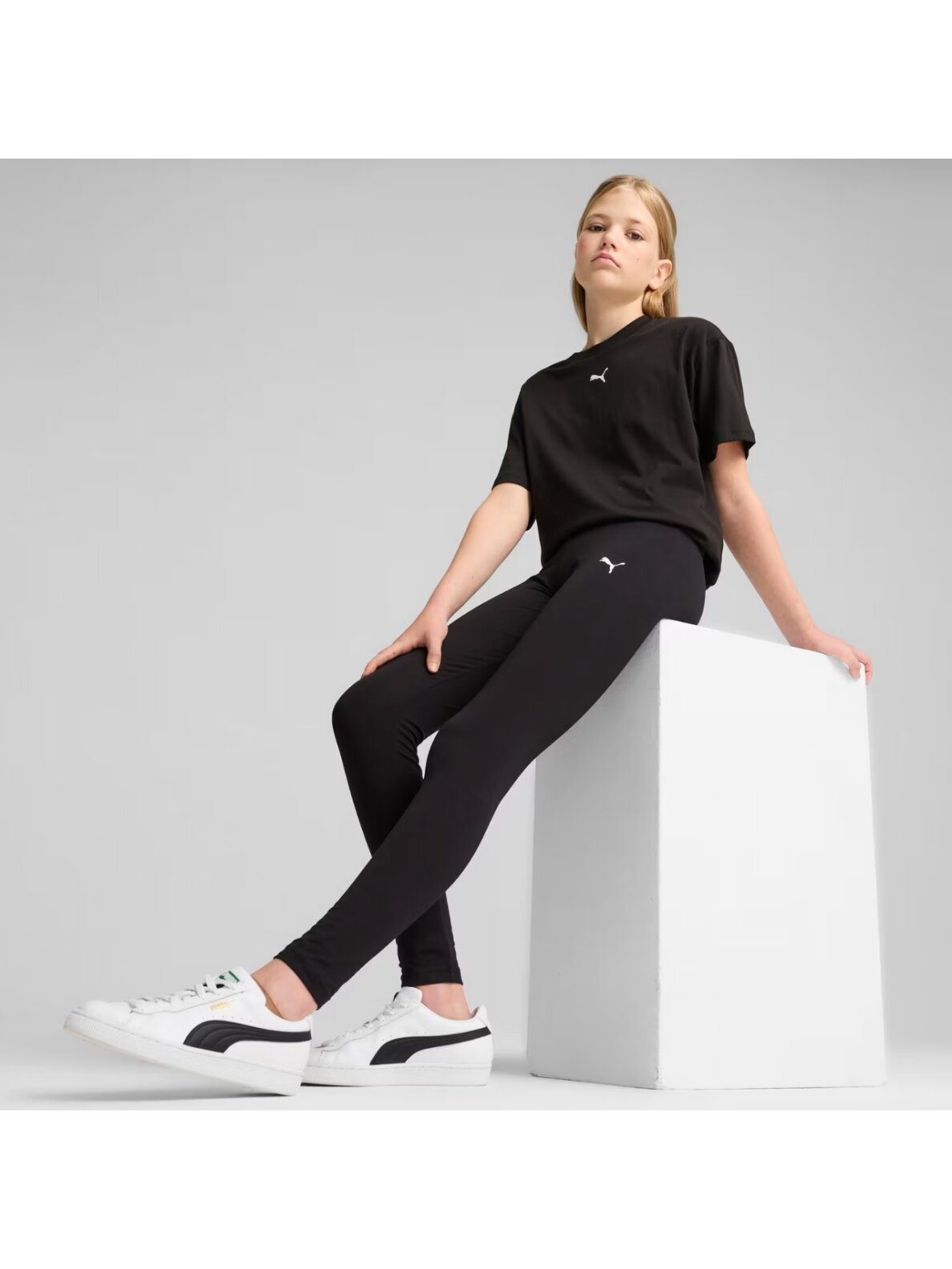 Puma Ess vaikiškos tamprės juodos 684903 01 4 Puma Ess vaikiškos tamprės juodos 684903 01 4