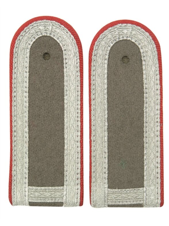 MIL-TEC East Germ. Epaulets Fire Depa.piping 19413007 raudona MIL-TEC East Germ. Epaulets Fire Depa.piping 19413007 raudona