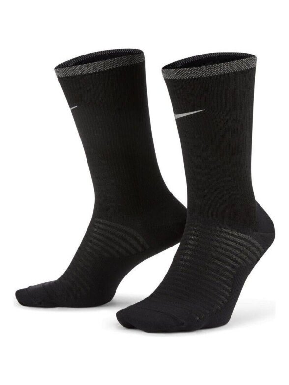 Nike bėgimo kojinės DA3584-010 juodods Nike bėgimo kojinės DA3584-010 juodods