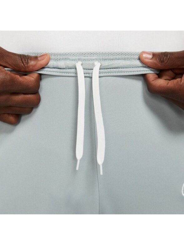 Nike NK Df Academy Trk Pants Kp Fp Jb vyriškos kelnės pilkos spalvos CZ0971 019 3 Nike NK Df Academy Trk Pants Kp Fp Jb vyriškos kelnės pilkos spalvos CZ0971 019 3