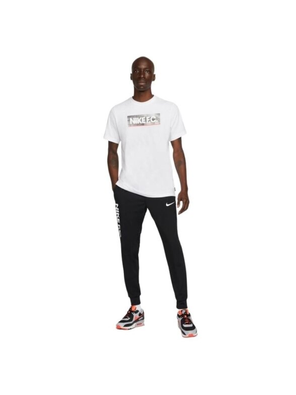 Nike NK Fc Tee Seasonal Block vyriški marškinėliai balti DH7444 100 4 Nike NK Fc Tee Seasonal Block vyriški marškinėliai balti DH7444 100 4