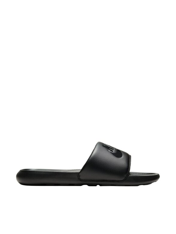 Nike Victori One Shower Slide šlepetės juodos CN9675 003 3 Nike Victori One Shower Slide šlepetės juodos CN9675 003 3