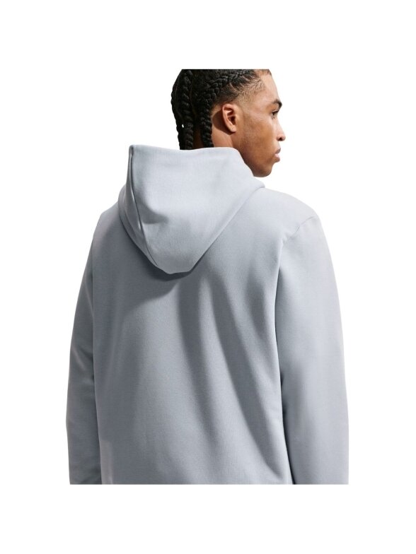 Nike vyrams džemperis su gobtuvu Dri-FIT Standard Issue Pull Over Hoodie šviesiai pilkas FD7734 012 3 Nike vyrams džemperis su gobtuvu Dri-FIT Standard Issue Pull Over Hoodie šviesiai pilkas FD7734 012 3