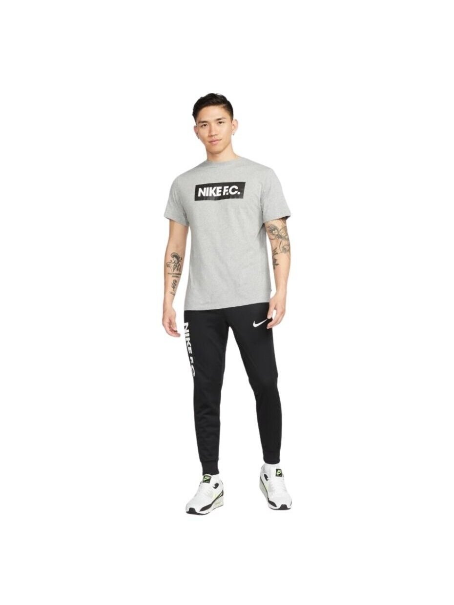 Nike NK Dri-Fit FC Liber Pant K vyriškos kelnės juodos DC9016 010 2 Nike NK Dri-Fit FC Liber Pant K vyriškos kelnės juodos DC9016 010 2