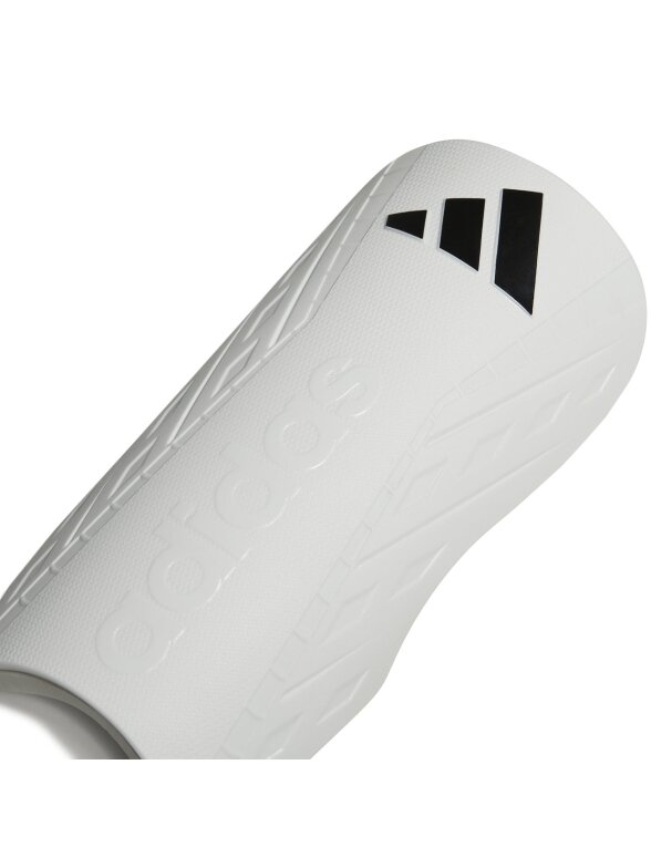 Adidas Tiro Club Shin Guards baltos ir juodos futbolo blauzdos apsaugos HN5600 1 Adidas Tiro Club Shin Guards baltos ir juodos futbolo blauzdos apsaugos HN5600 1