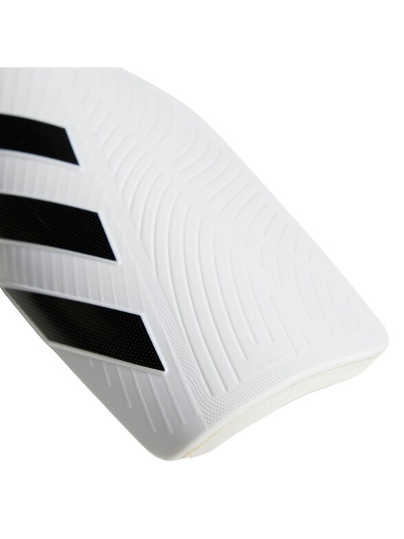 adidas Tiro Club futbolo apsaugos vaikams baltos-juodos JV6751 2 adidas Tiro Club futbolo apsaugos vaikams baltos-juodos JV6751 2