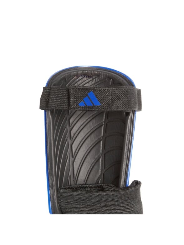 Adidas Tiro Match futbolo blauzdų apsaugos vaikams, mėlynos ir juodos spalvos IW8790 2 Adidas Tiro Match futbolo blauzdų apsaugos vaikams, mėlynos ir juodos spalvos IW8790 2