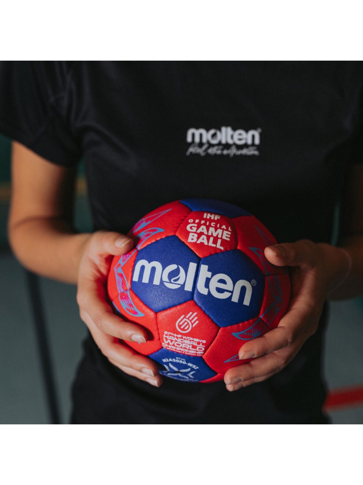Molten moterims rankinio kamuolys IHF Approved Pro Official World Cup 2025 raudonai-mėlynas H2A5000-W5Z 3 Molten moterims rankinio kamuolys IHF Approved Pro Official World Cup 2025 raudonai-mėlynas H2A5000-W5Z 3