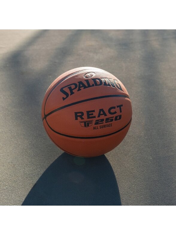 Spalding React TF-250 krepšinis, 5 dydis, rudas 76803Z 5 Spalding React TF-250 krepšinis, 5 dydis, rudas 76803Z 5