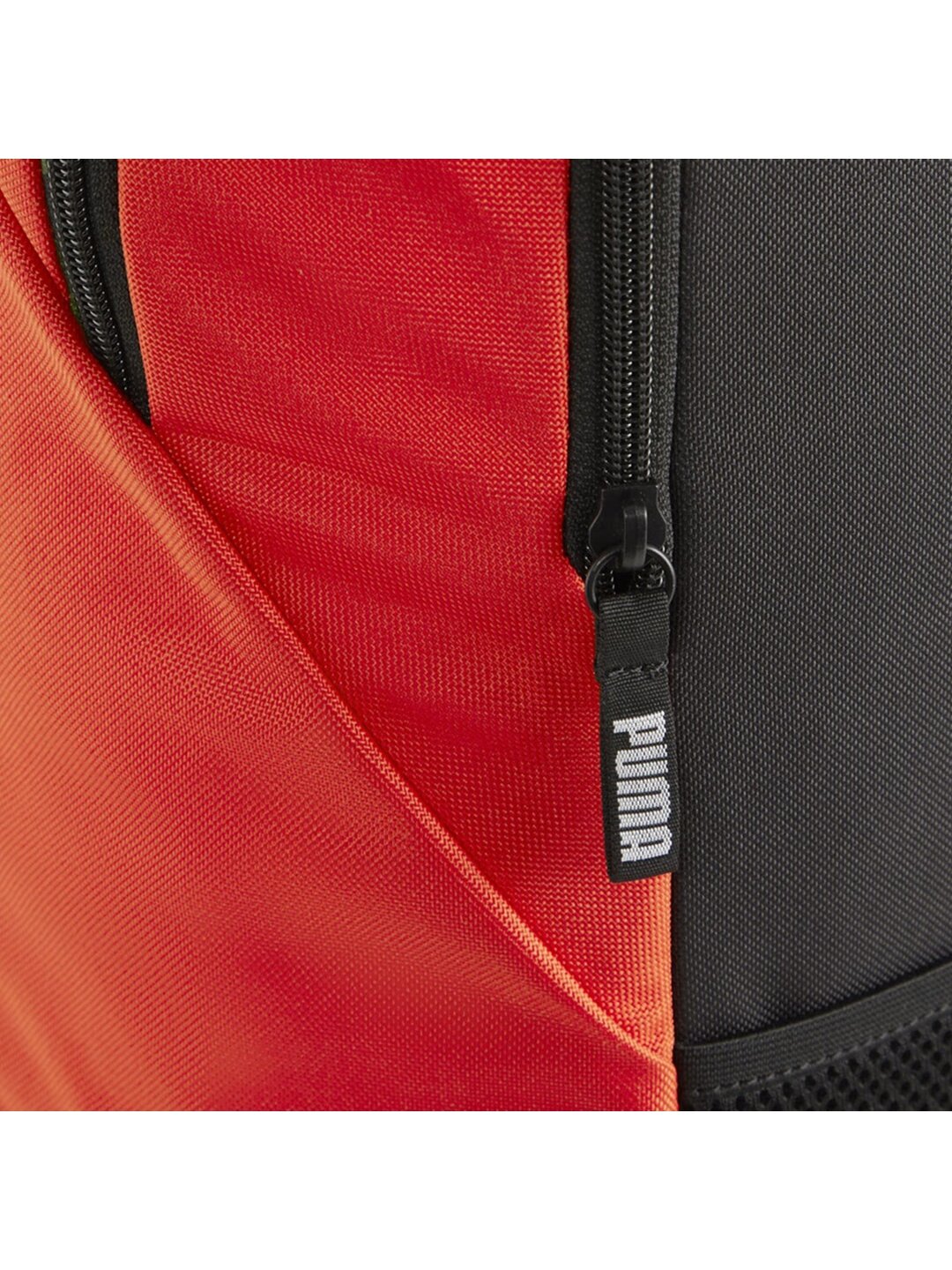 Puma Team Goal kuprinė raudona ir juoda 90239 03 2