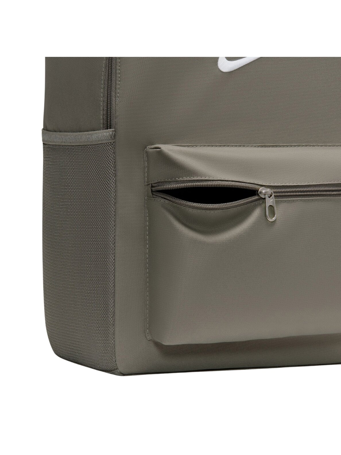 Nike Heritage 2.0 kuprinė alyvuogių spalvos IB4343 320 5 Nike Heritage 2.0 kuprinė alyvuogių spalvos IB4343 320 5