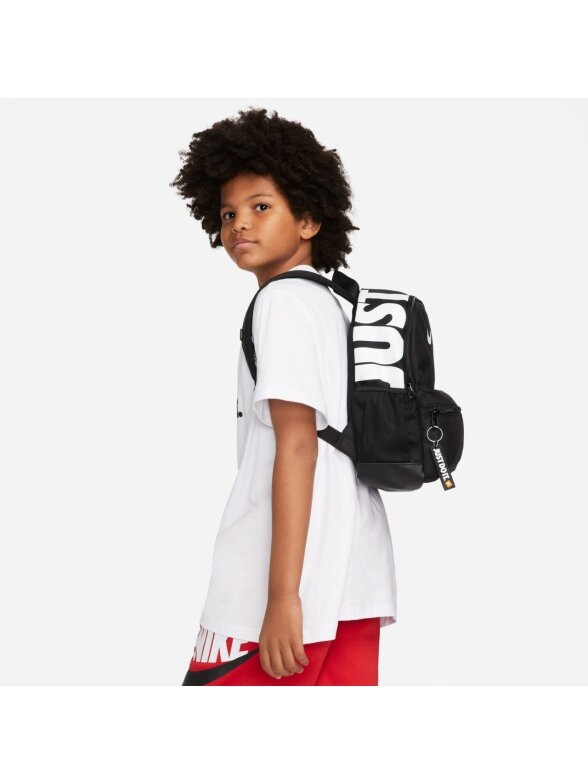 Nike Brasillia JDI mini kuprinė vaikams juoda DR6091 010 6