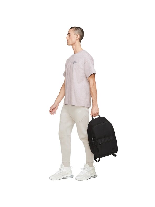 Nike Heritage Eugene kuprinė juoda DB3300 010 9