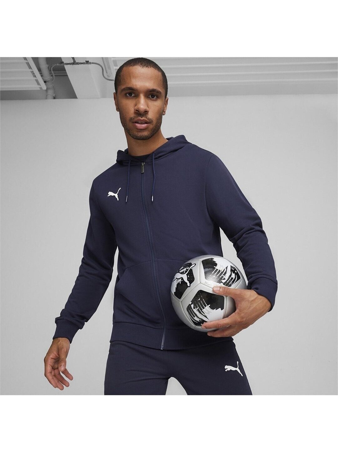Puma Team Goal Casuals vyriškas džemperis su gobtuvu, tamsiai mėlynas 658595 06 2 Puma Team Goal Casuals vyriškas džemperis su gobtuvu, tamsiai mėlynas 658595 06 2