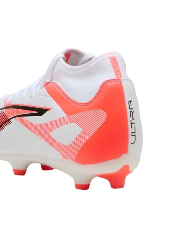 Puma Ultra 5 Play+ FG/AG futbolo batai vyrams 108168 01 3 Puma Ultra 5 Play+ FG/AG futbolo batai vyrams 108168 01 3